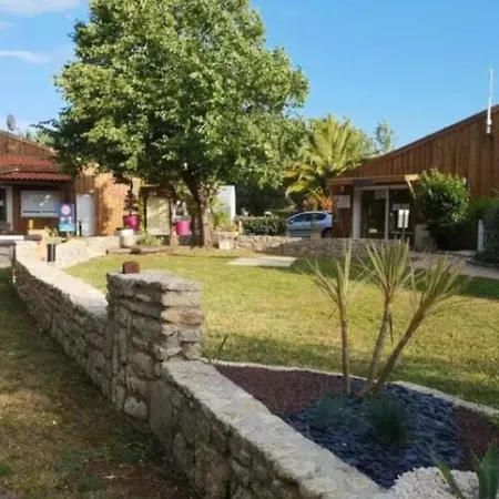 Mobil-home Animaux Admis - 4 Pers. - Api-1-52-2425 Campingplatz Le Château-dʼOléron